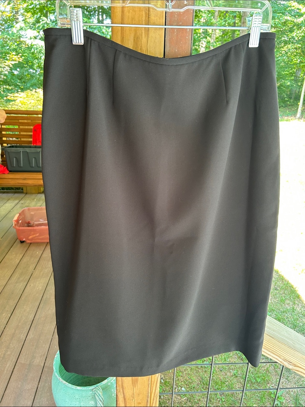 Kasper Black Women's Pencil Skirt - Sleek Workwear